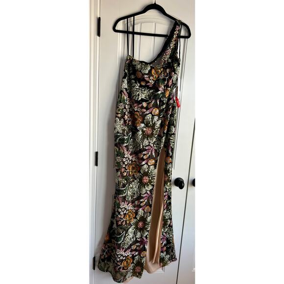 Mac Duggal Floral One Shoulder Gown - 49774 Size 12 NWT - Picture 5 of 9